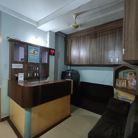 Hotel Chaitanya Maheshwar Esterno foto