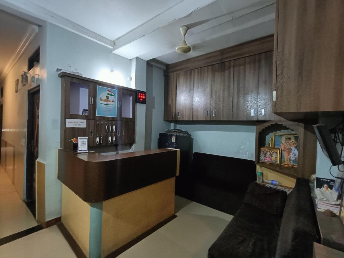 Hotel Chaitanya Maheshwar Esterno foto